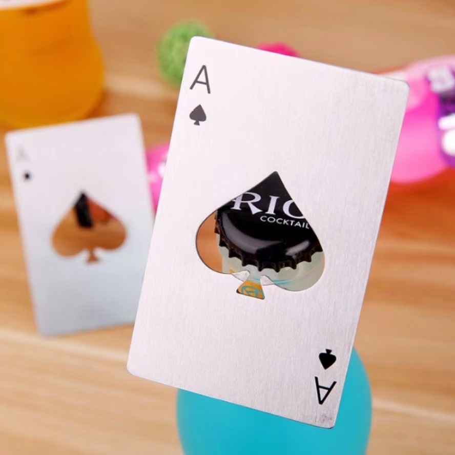 Beer Bottle Opener Poker A Car - Kitchen Gadgets Home Party บทวิจารณ์และราคา