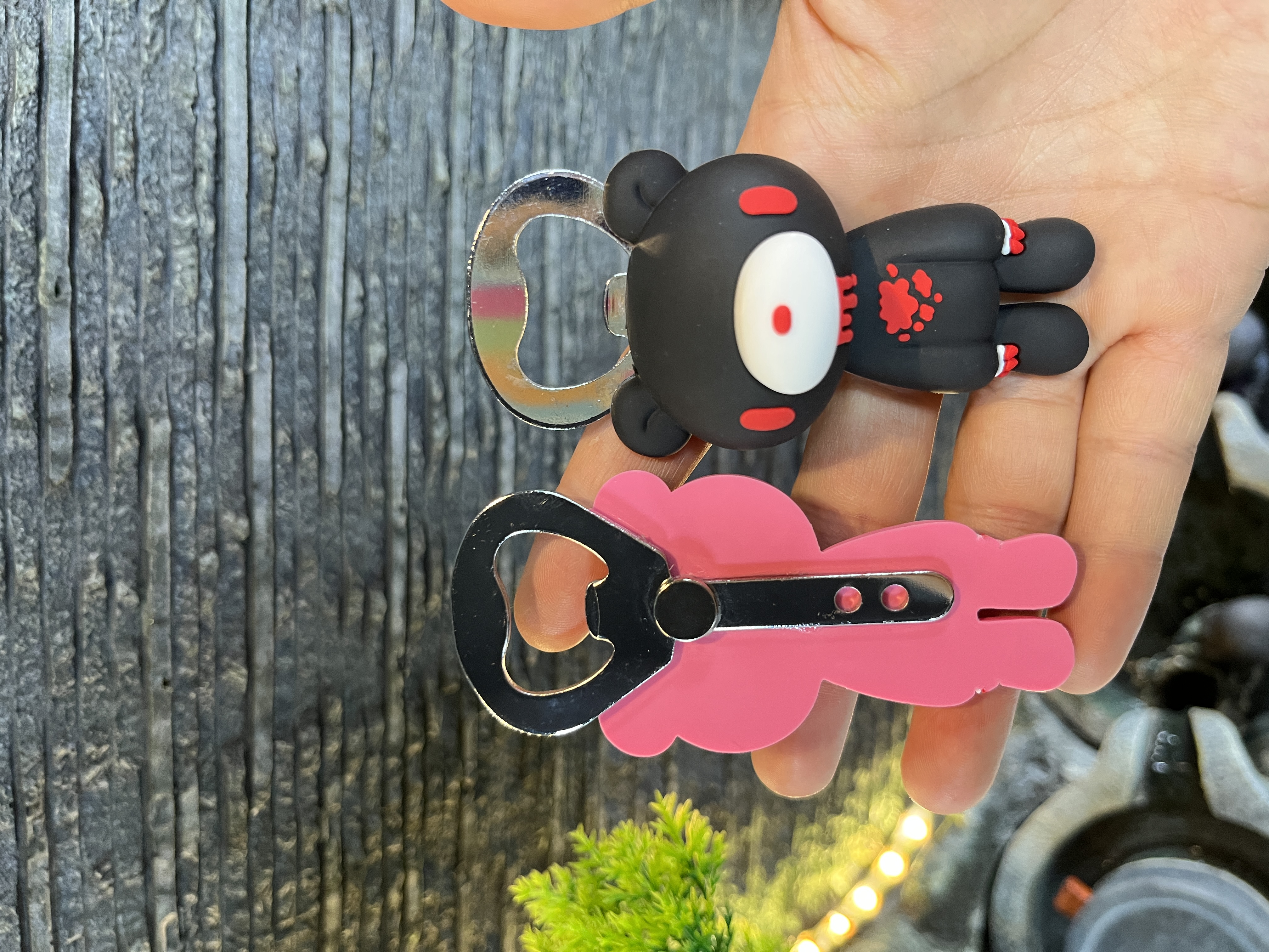 Gothic Blood Bear Fridge Magne - Funny Kitchen Gadgets Gifts บทวิจารณ์และราคา